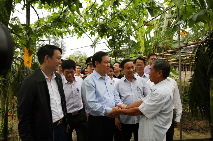 Vuong Dinh Hue rencontre l’électorat à Ha Tinh - ảnh 1